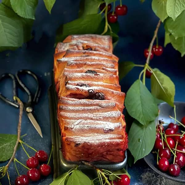 طرز تهیه نان آلبالویی