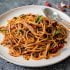 طرز تهیه نودل با سوسیس ساده و خوشمزه به روش رستورانی