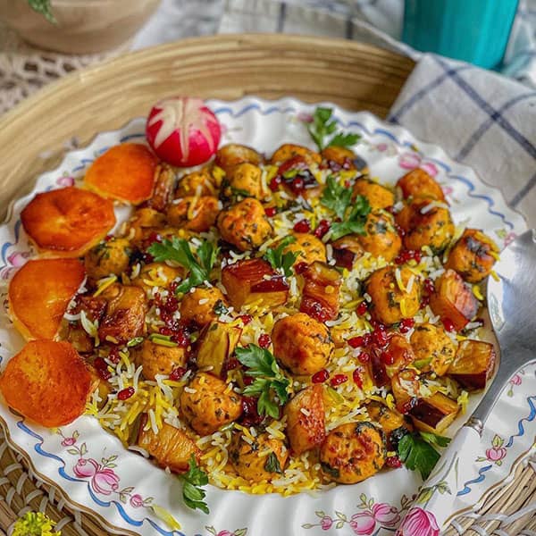 طرز تهیه پلو مخلوط با قلقلی مرغ