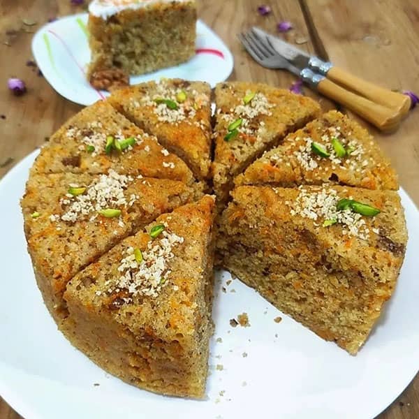 طرز تهیه کیک هویج بدون فر و همزن