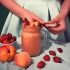 طرز تهیه اسموتی هلو ساده و خوشمزه به روش خانگی