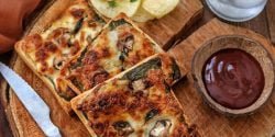 طرز تهیه نان ریحان خوشمزه و ساده به روش رستورانی