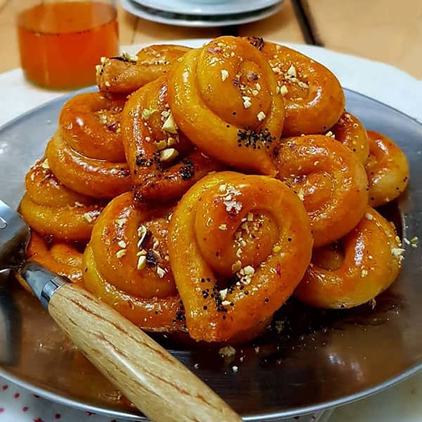طرز تهیه شیرینی باقلوایی