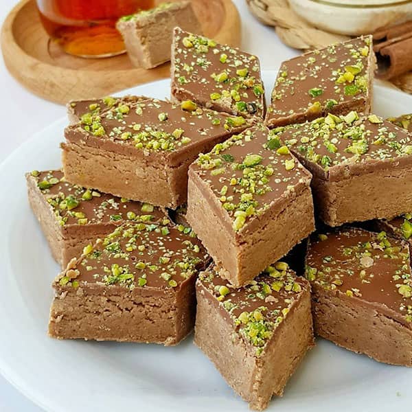 طرز تهیه حلوای شکلاتی