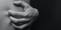 علت خارش بدن و کهیر زدن + راه درمان طب سنتی
