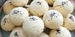 طرز تهیه شیرینی زنجبیلی خوشمزه و ساده به روش خانگی