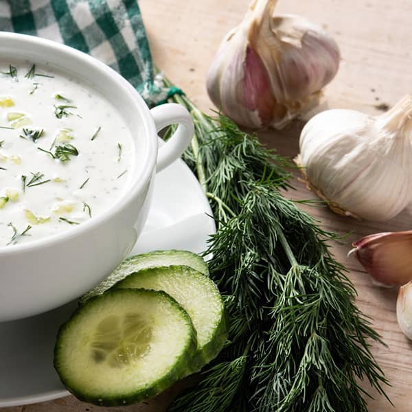ماست و سیر برای فشار خون
