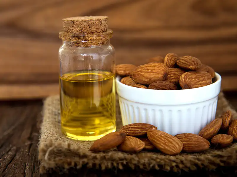 خواص روغن بادام تلخ