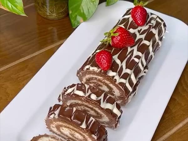 طرز تهیه رولت بیسکویتی