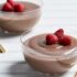 طرز تهیه فرنی کاکائویی؛ دسری خوش طعم و مقوی برای افطاری و سحری
