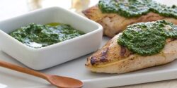 طرز تهیه خوراک مرغ با سس اسفناج بسیار خوشمره و خاص به روش رستورانی