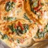 طرز تهیه مرغ با اسفناج و سس پارمزان یک غذای سریع و خوشمزه
