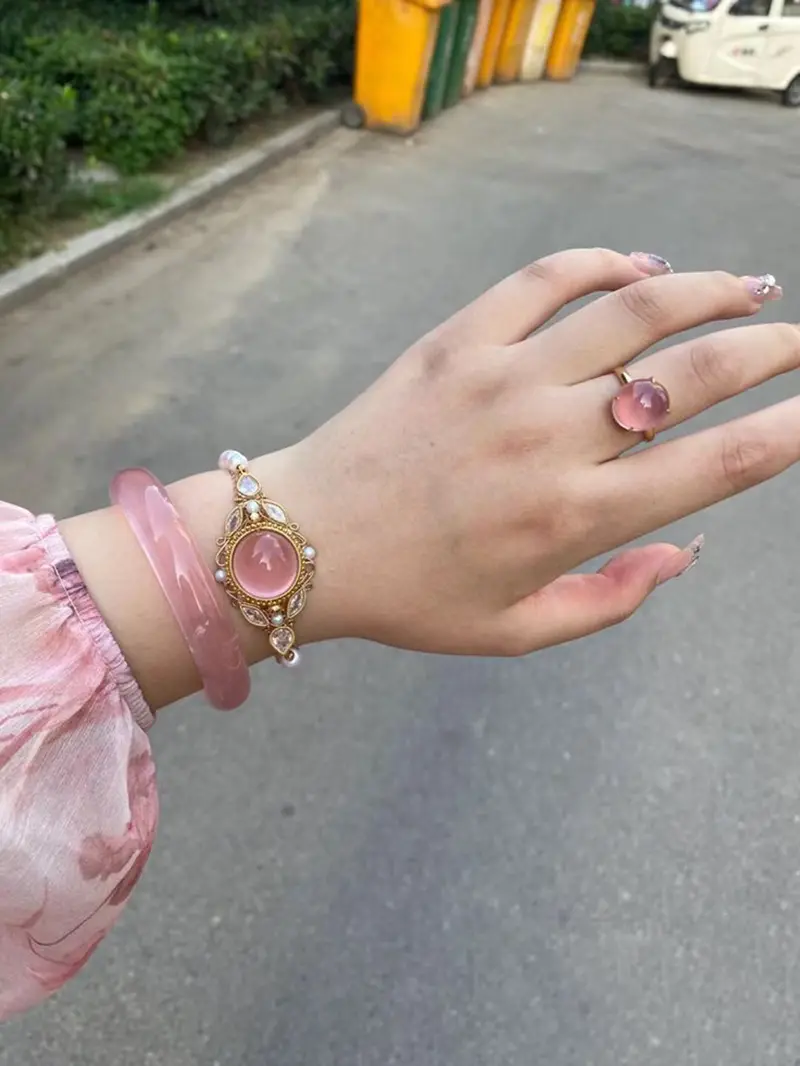 انگشتر عقیق زنانه