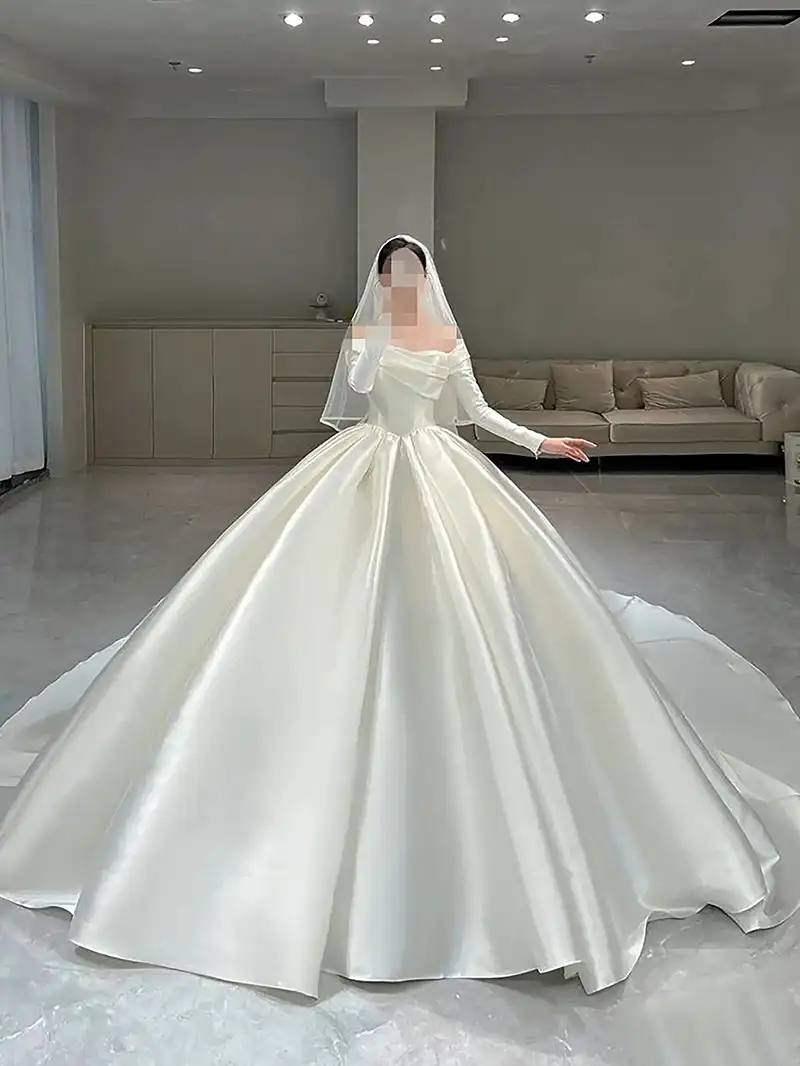 لباس عروس پف دار و عروسکی