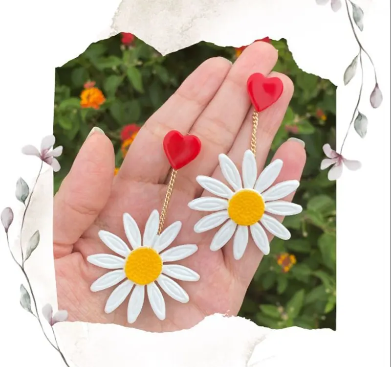 مدل گوشواره طرح بابونه