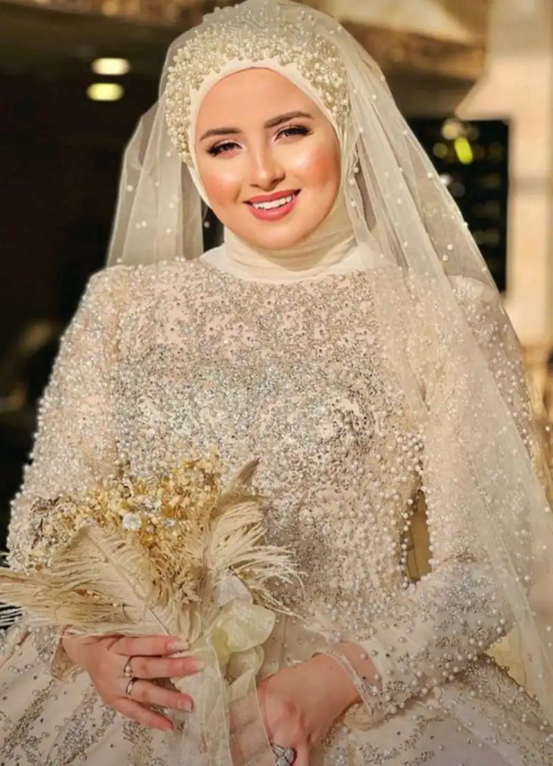 عروس محجبه با آرایش لایت