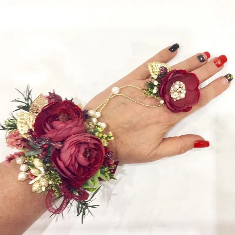 دسته گل حلقه ای عروس