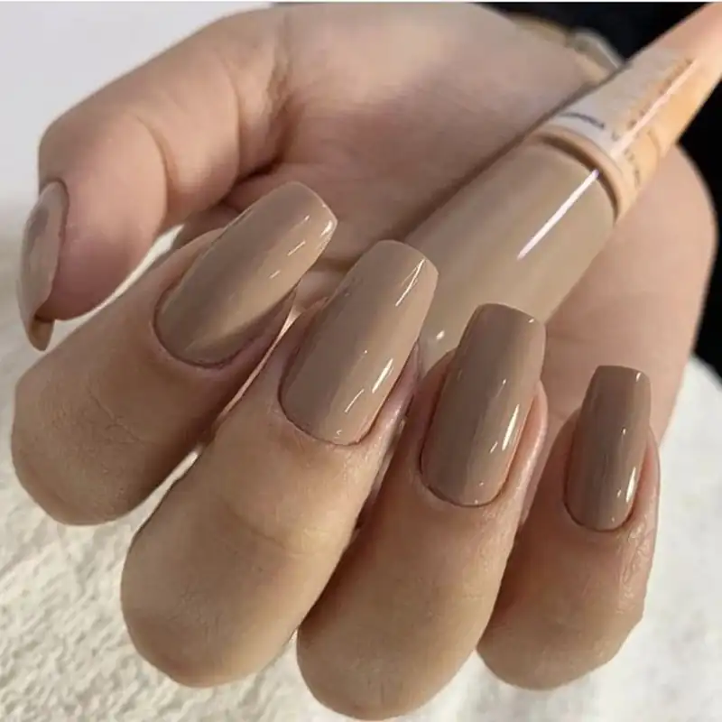 ایده طراحی ناخن با رنگهای نود
