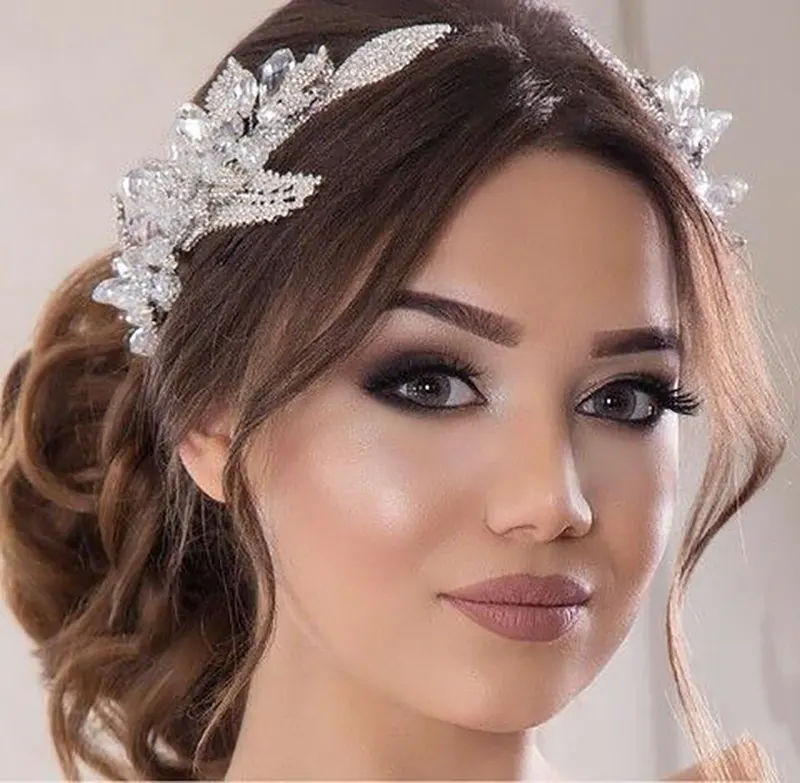 میکاپ ساده و شیک برای عروس