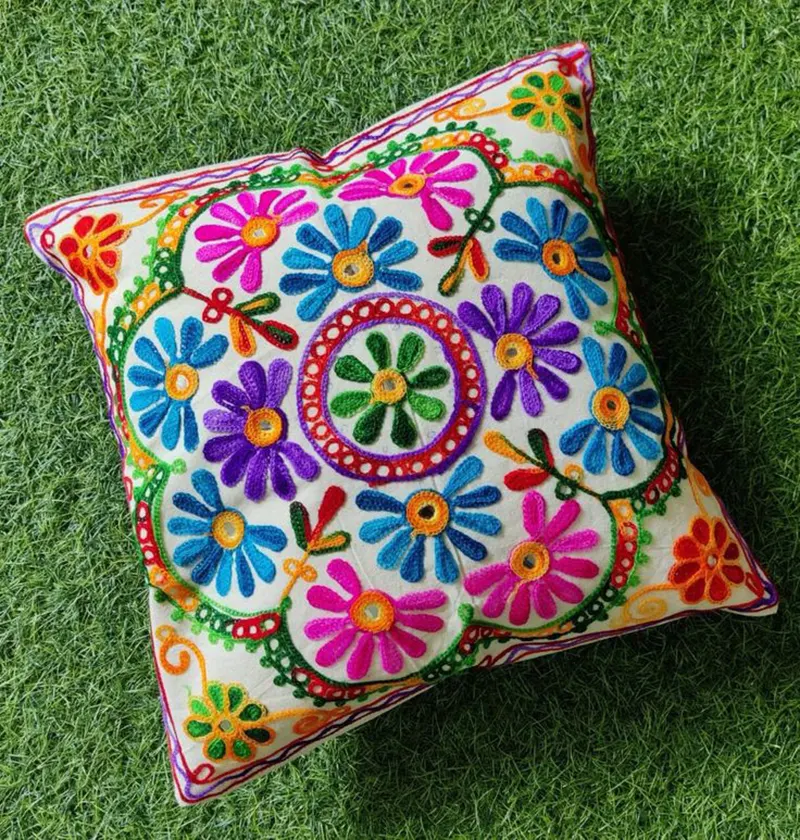مدل کوسن با طرح سنتی