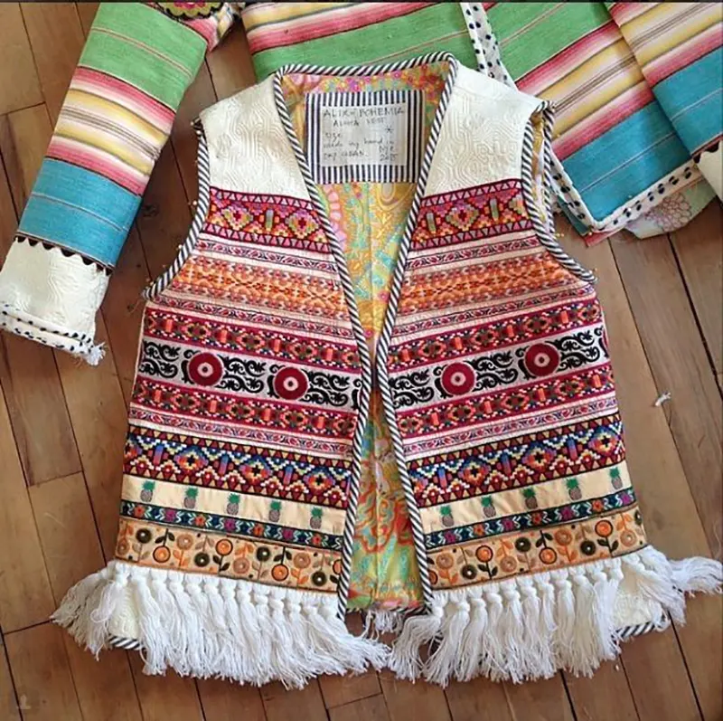 مدل ژیله زنانه با طرح سنتی
