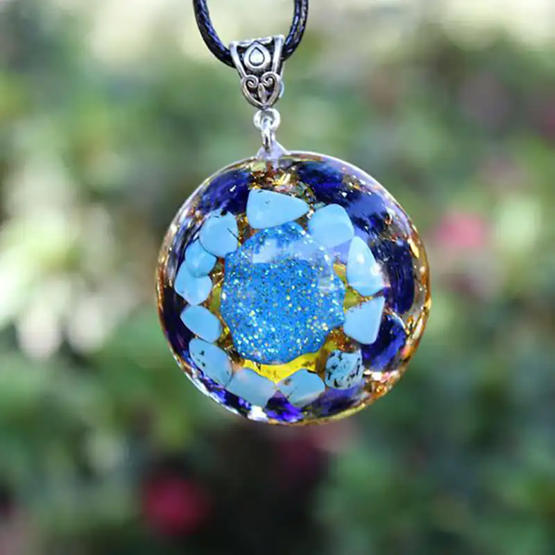 گردنبند خاص و بی نظیر با طرح انتزاعی