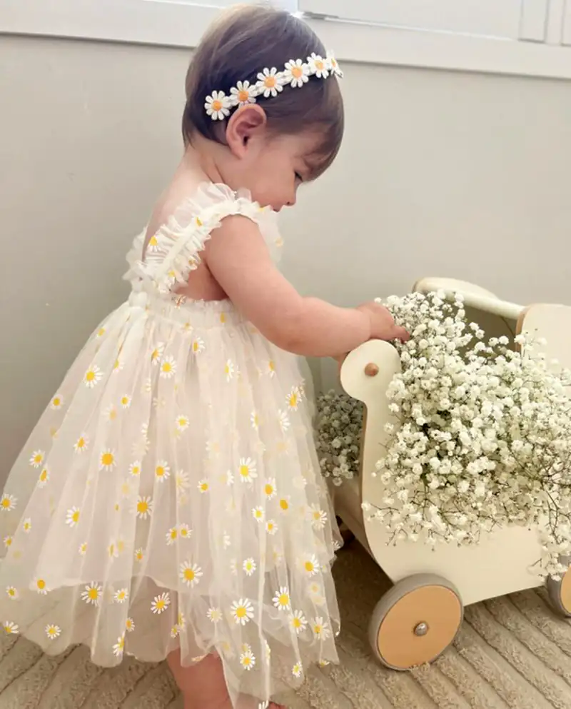 مدل پیراهن دخترانه با گلهای بابونه