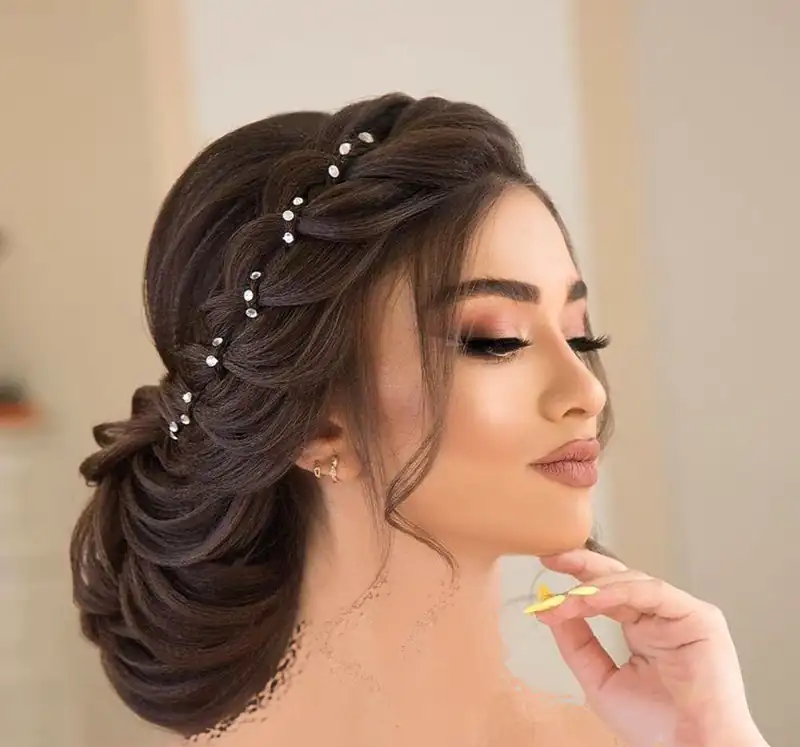 مدل شینیون بسته ساده و شیک 