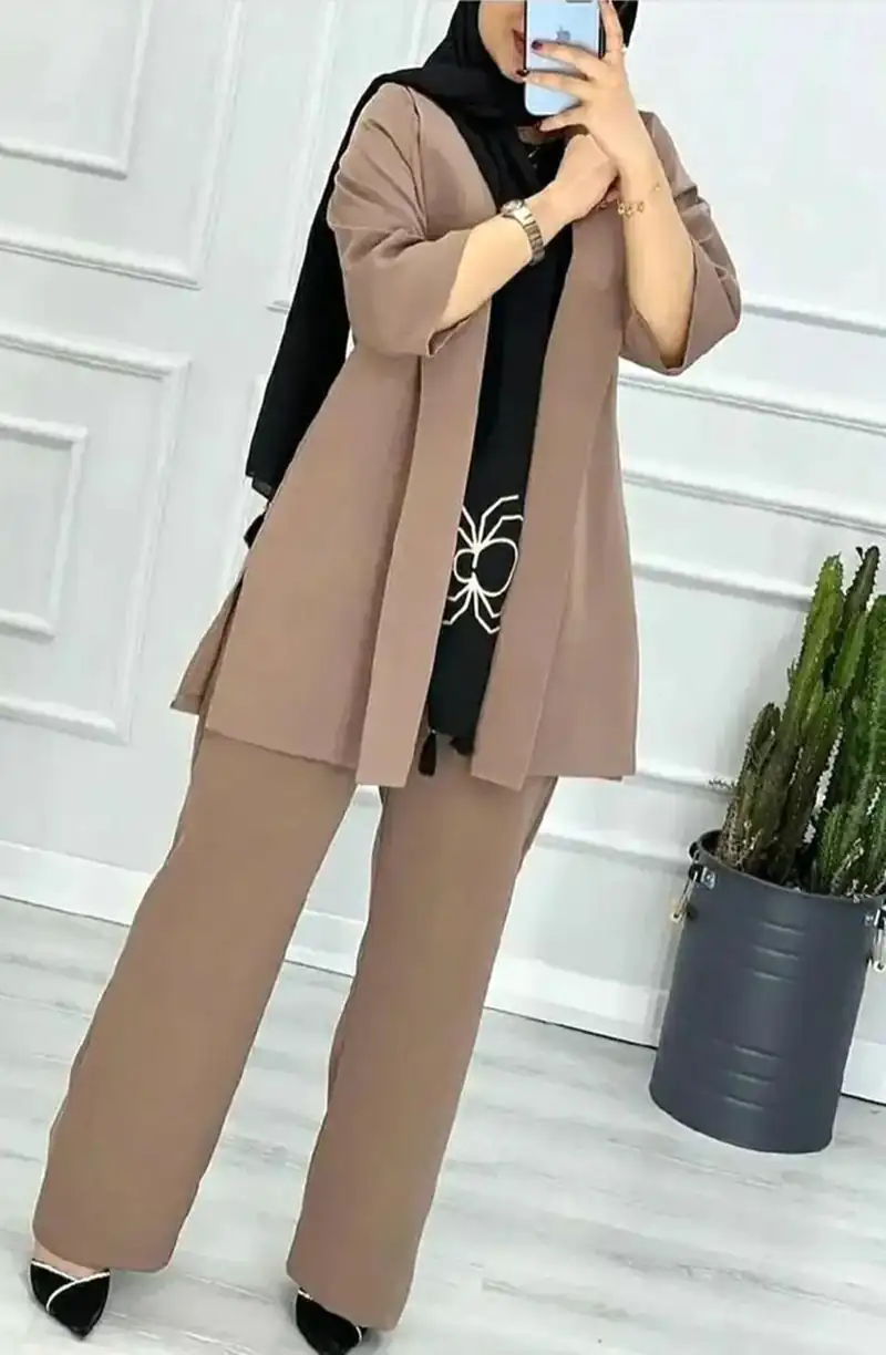 استایل لباس نیمه رسمی زنانه 