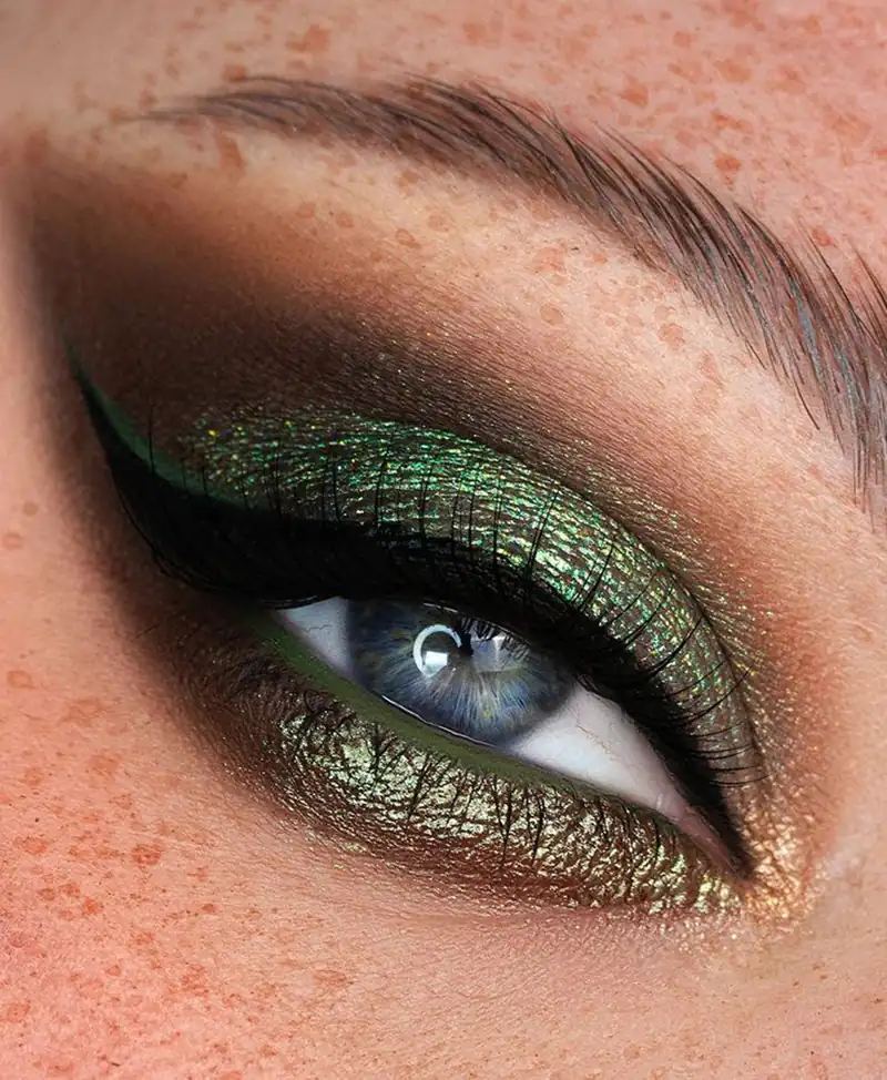 میکاپ چشم با سایه سبز