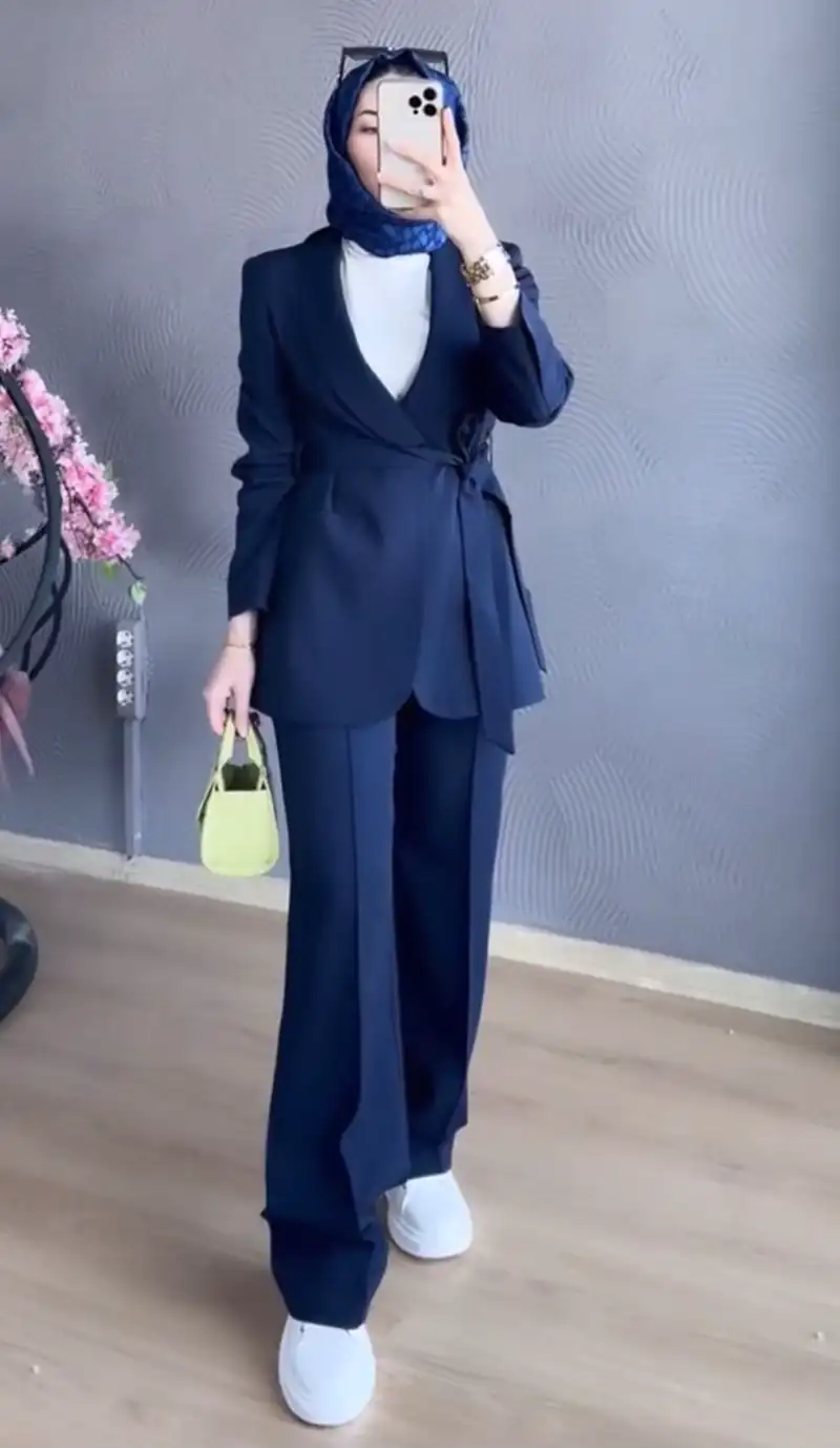 مدل کت و شلوار زنانه اسپرت شیک