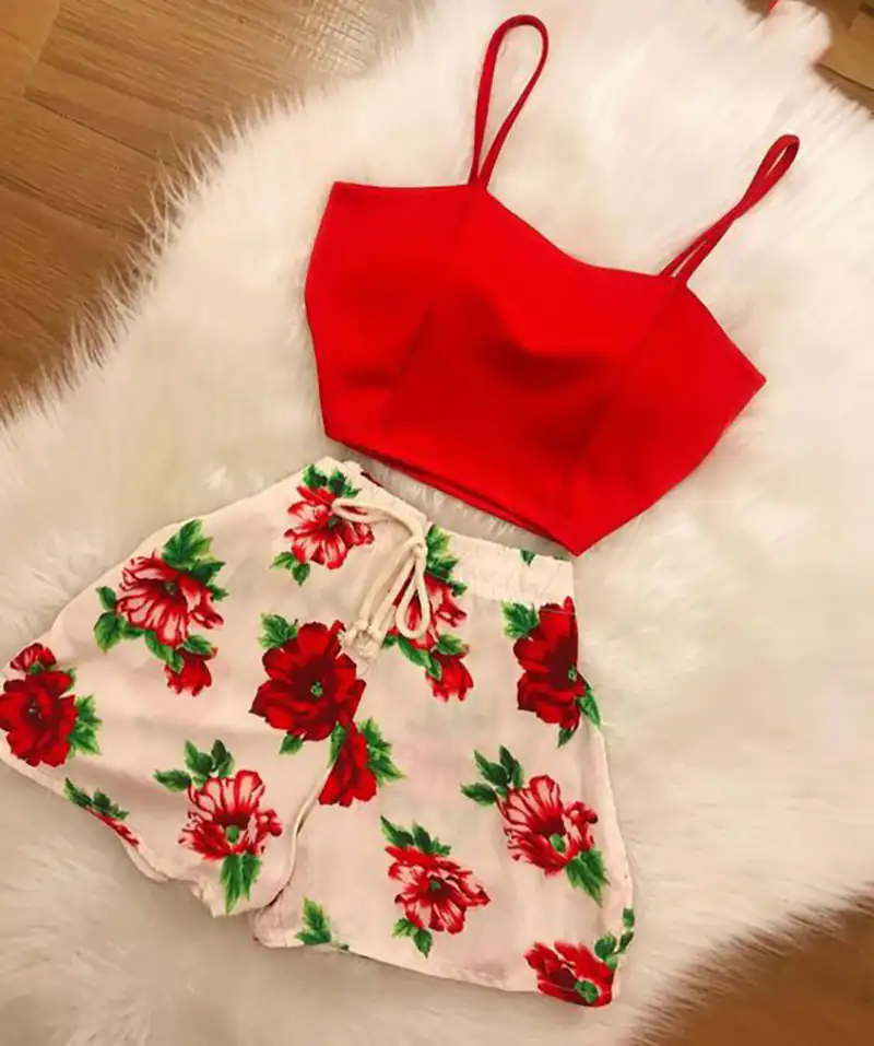 ست تاپ و شورتک زنانه با طراحی های زیبا و فانتزی