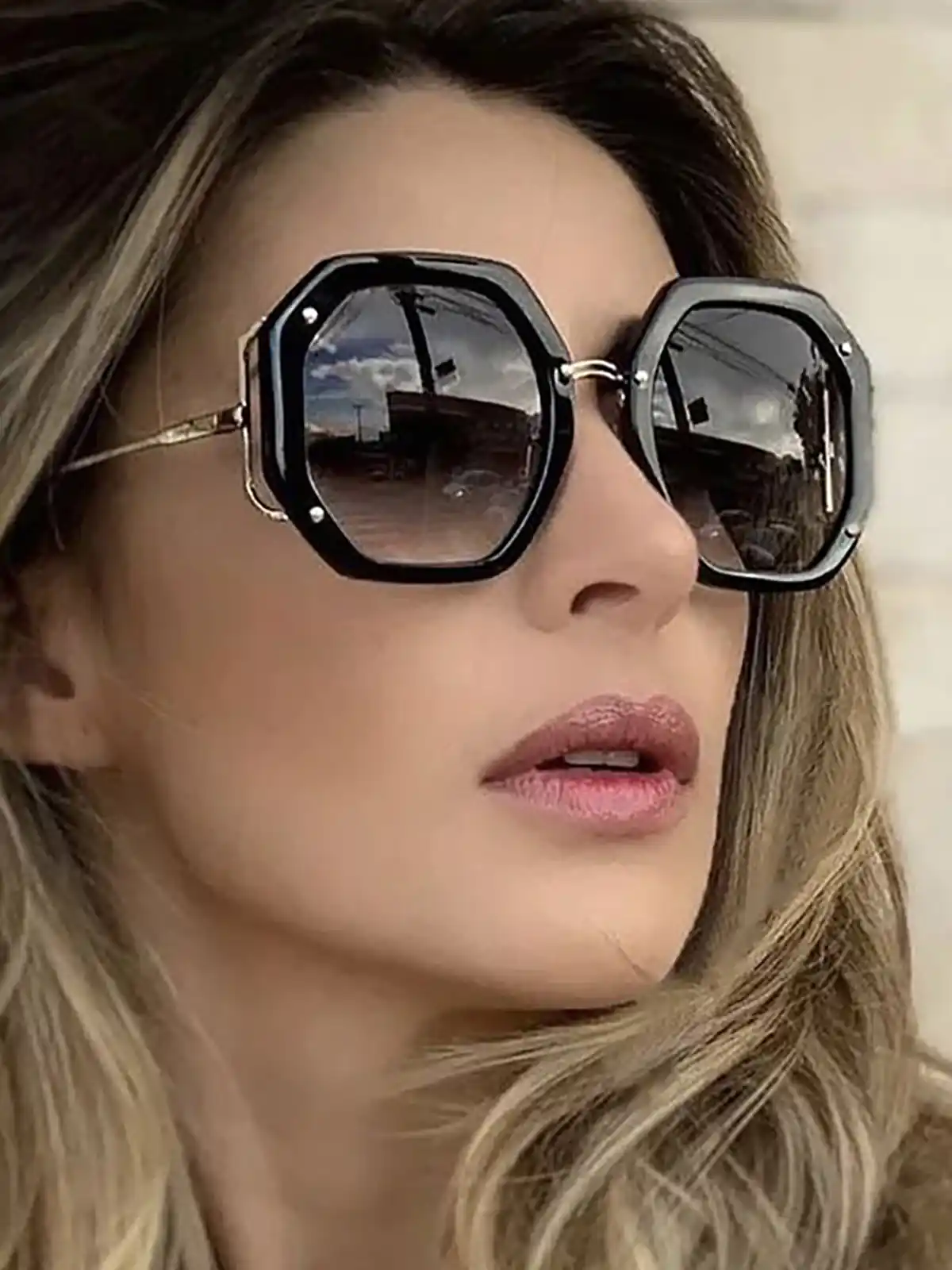 عینک افتابی زنانه یووی 400