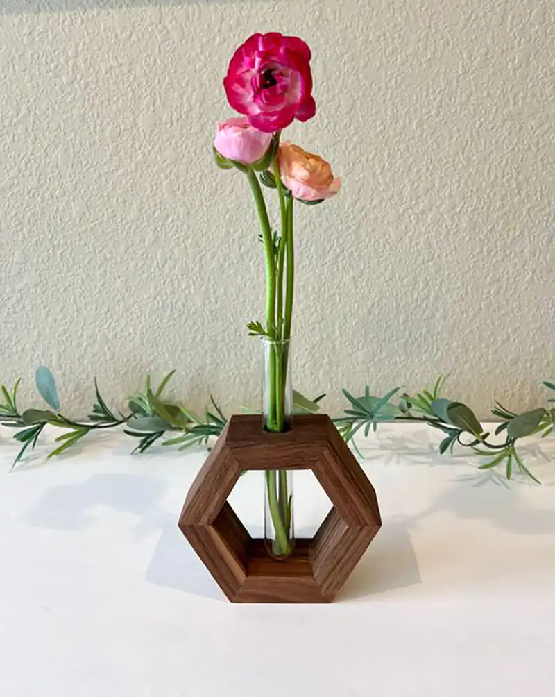 گلدان شش گوش چوبی با لوله شیشه ای