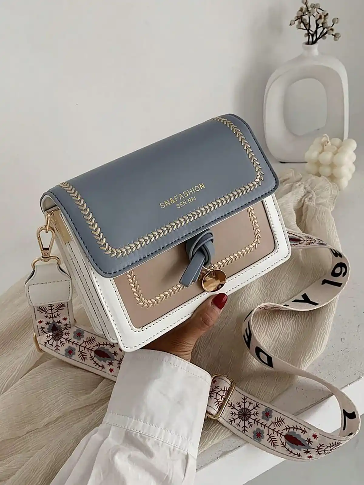 کیف دوشی اسپرت پینترستی