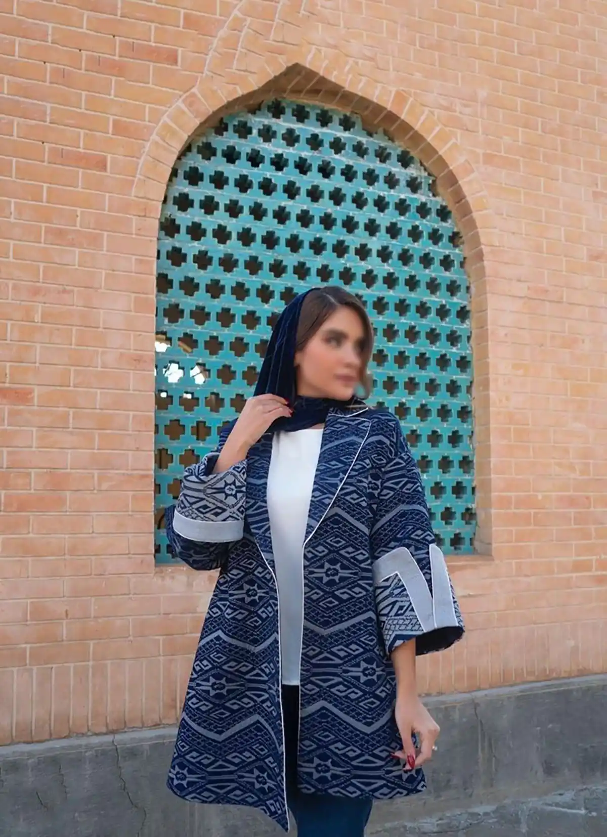 مانتو آبی کبود سنتی