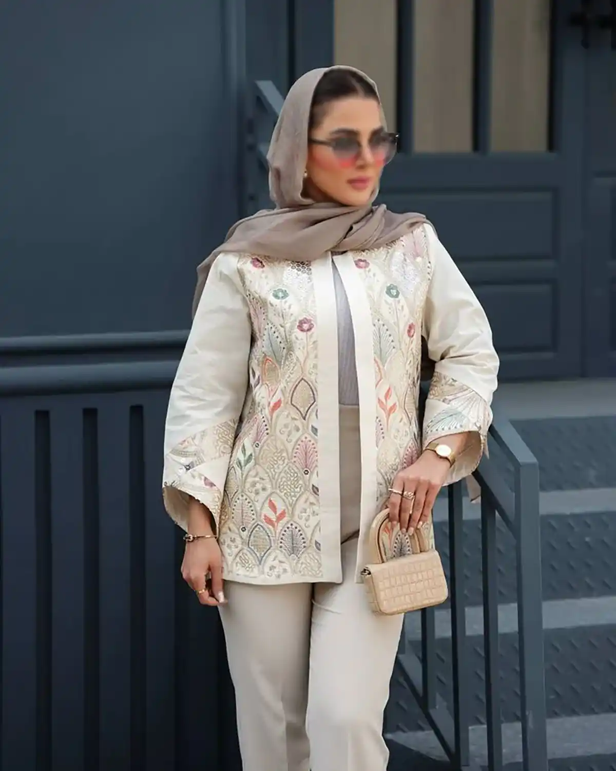 مانتو لینن سوزن دوزی هندی