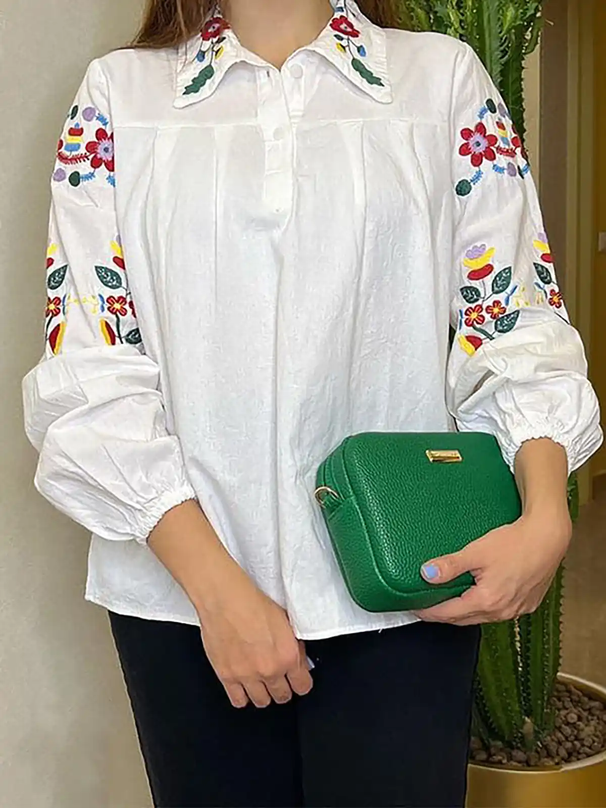 شومیز سفید کوتاه 