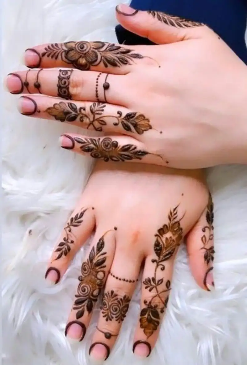 طرح حنا روی دست
