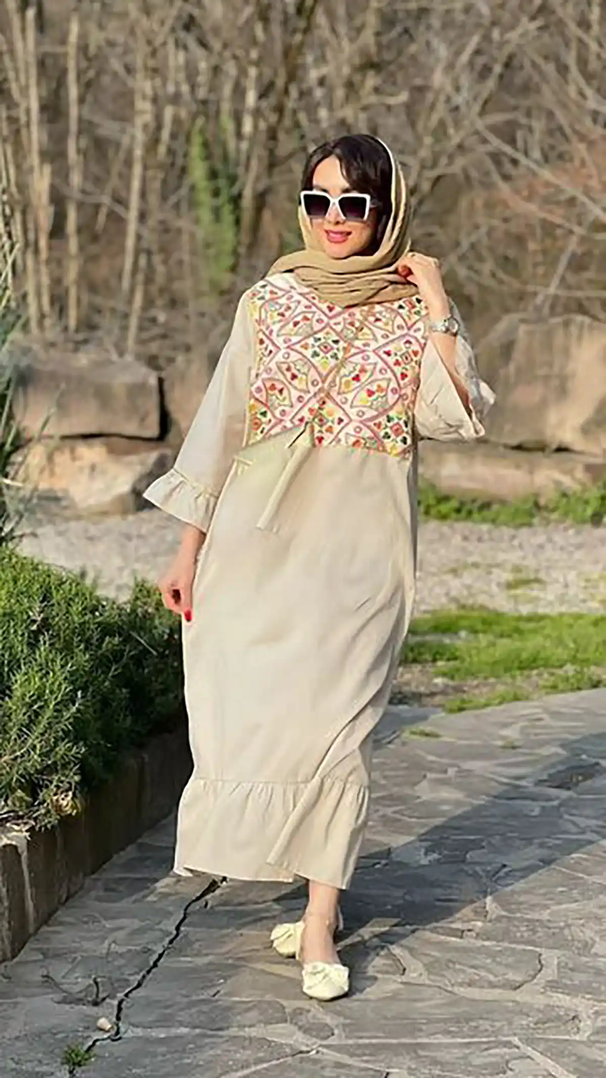 مانتو رنگ روشن تابستانی