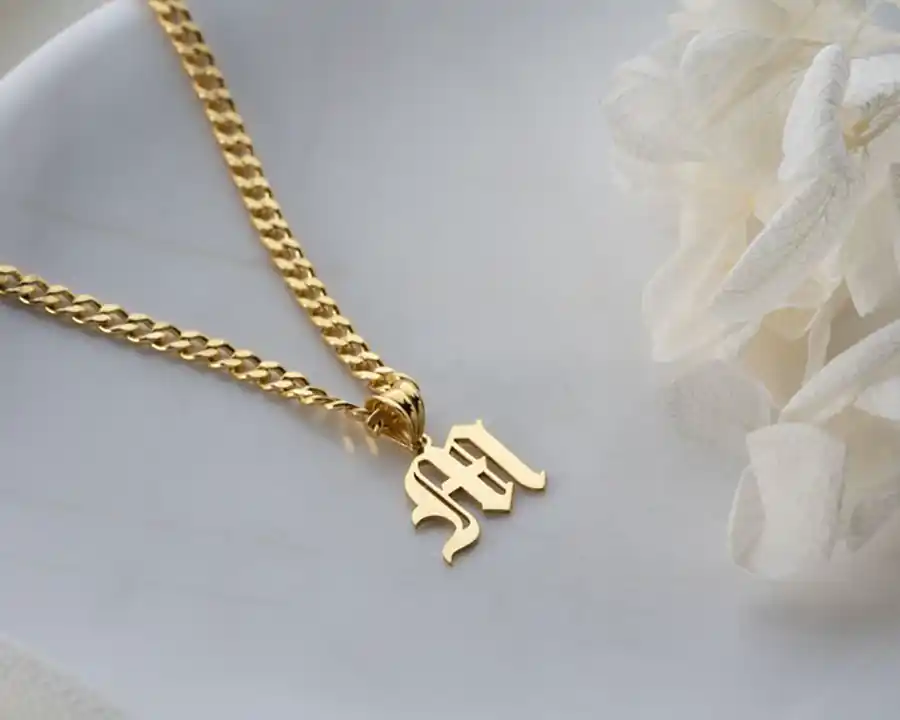 گردنبند حروف آویز