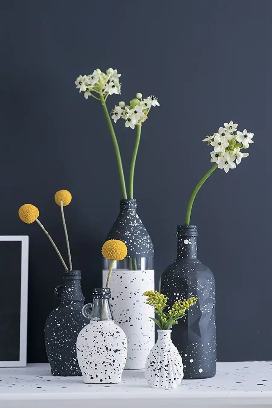گلدان شیشه ای رنگی