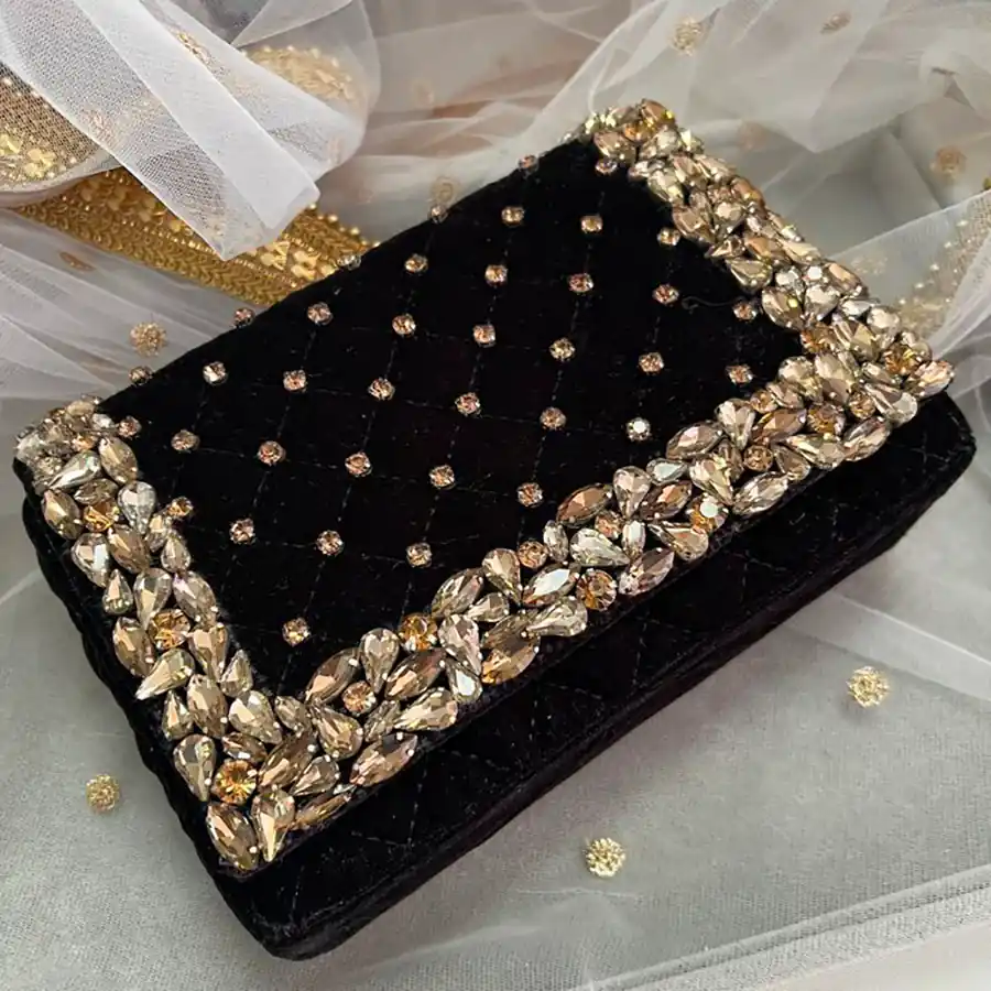 کیف عروس مخملی