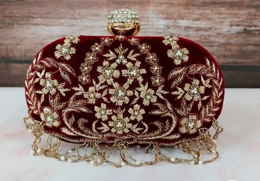 کیف عروس مخملی