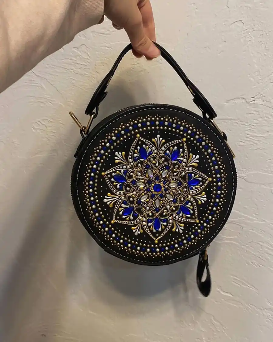 کیف دستی گرد و سنتی