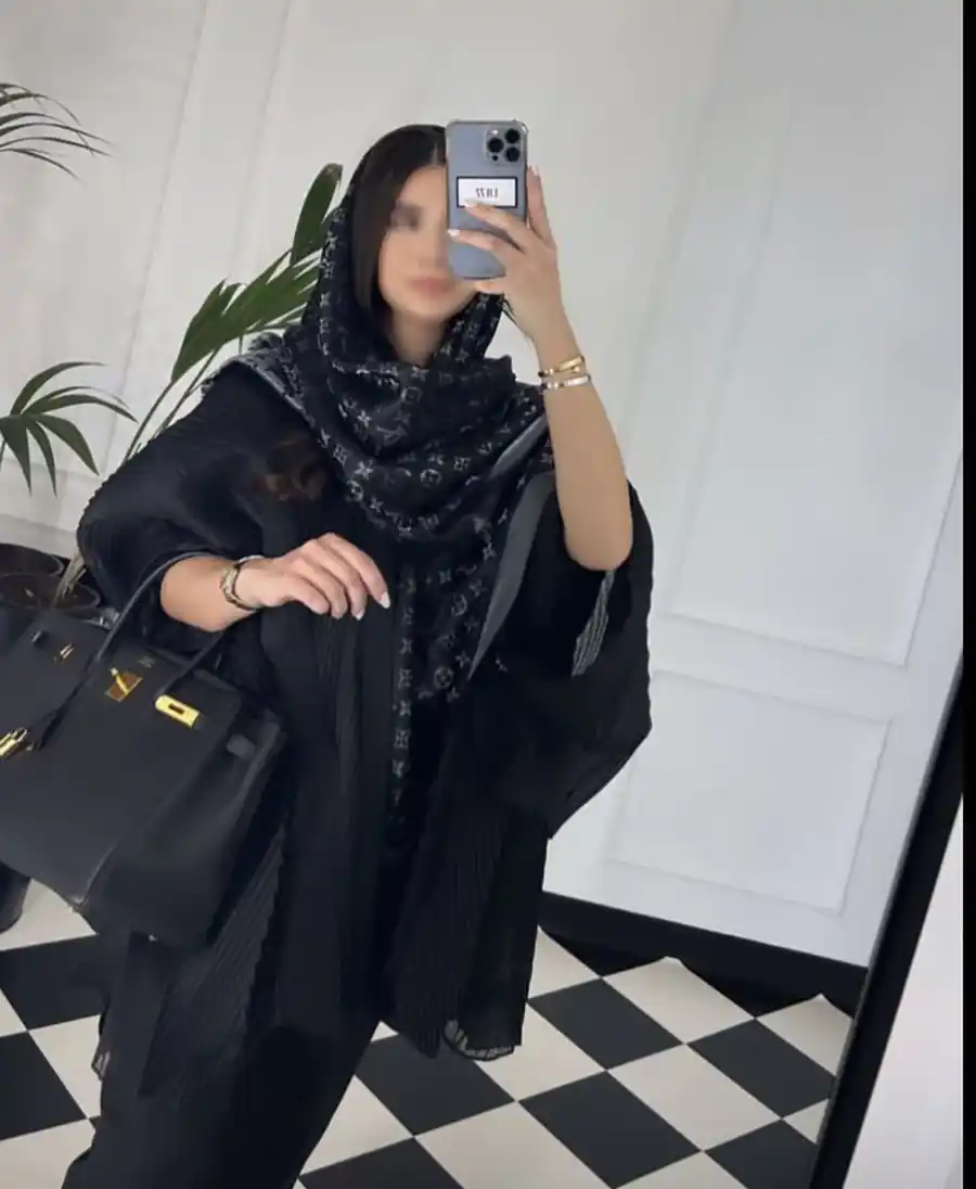 مانتو مشکی مجلسی کار شده