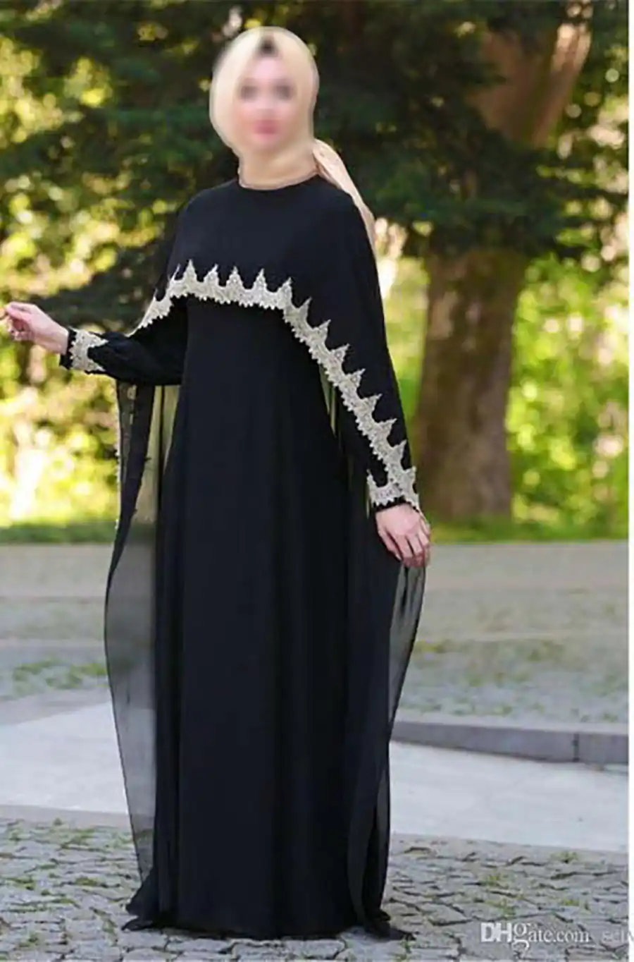 پیراهن گل دوزی ریون مشکی