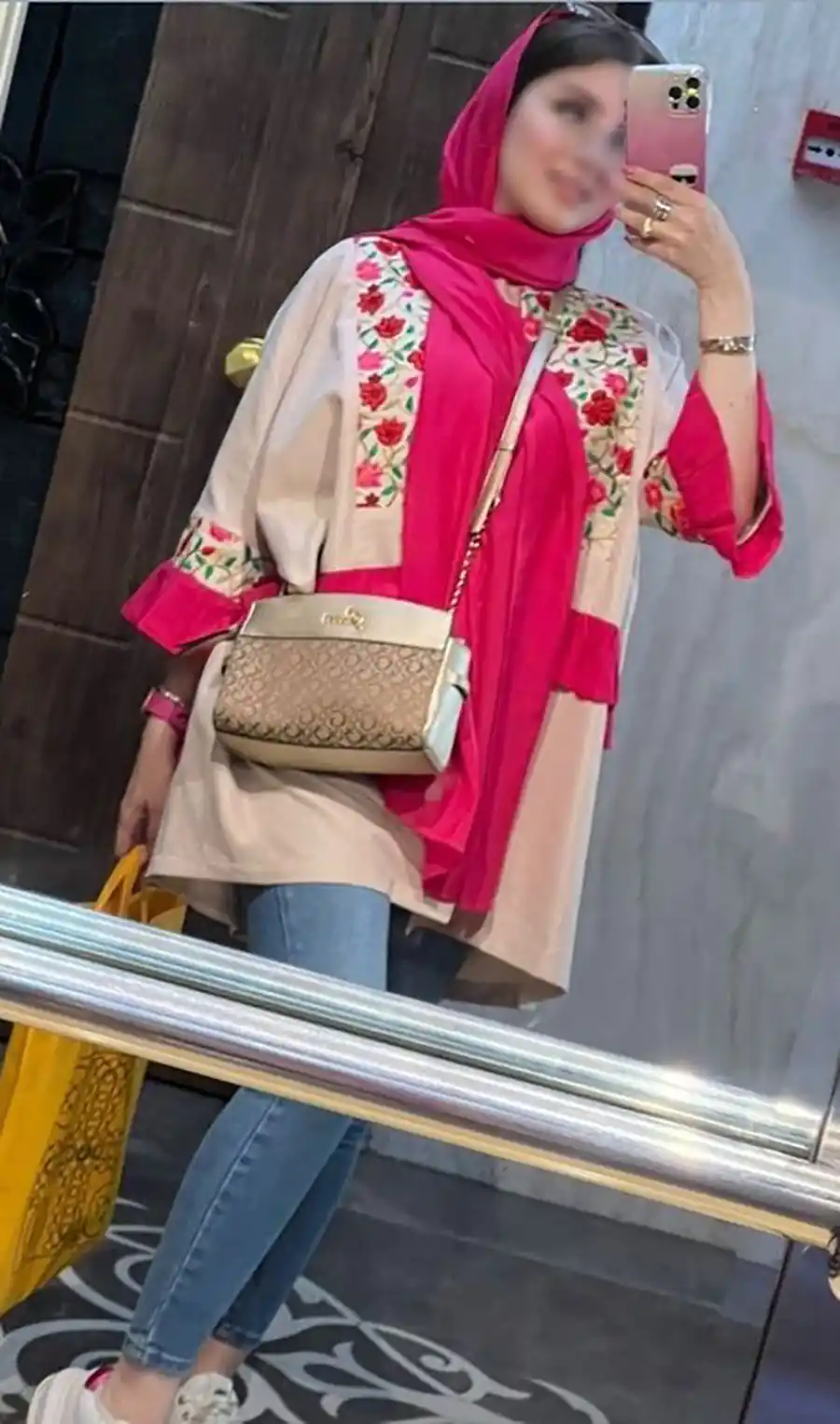 استایل شیک سفید سرخابی