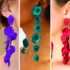 گوشواره آویز رنگی گلبرگ؛ از طراحی‌های ساده تا مدل‌های خیره‌کننده