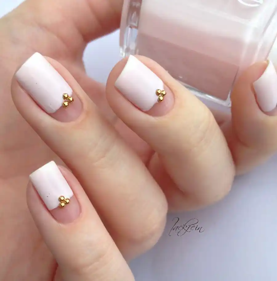 ژلیش ناخن ساده بدون طرح